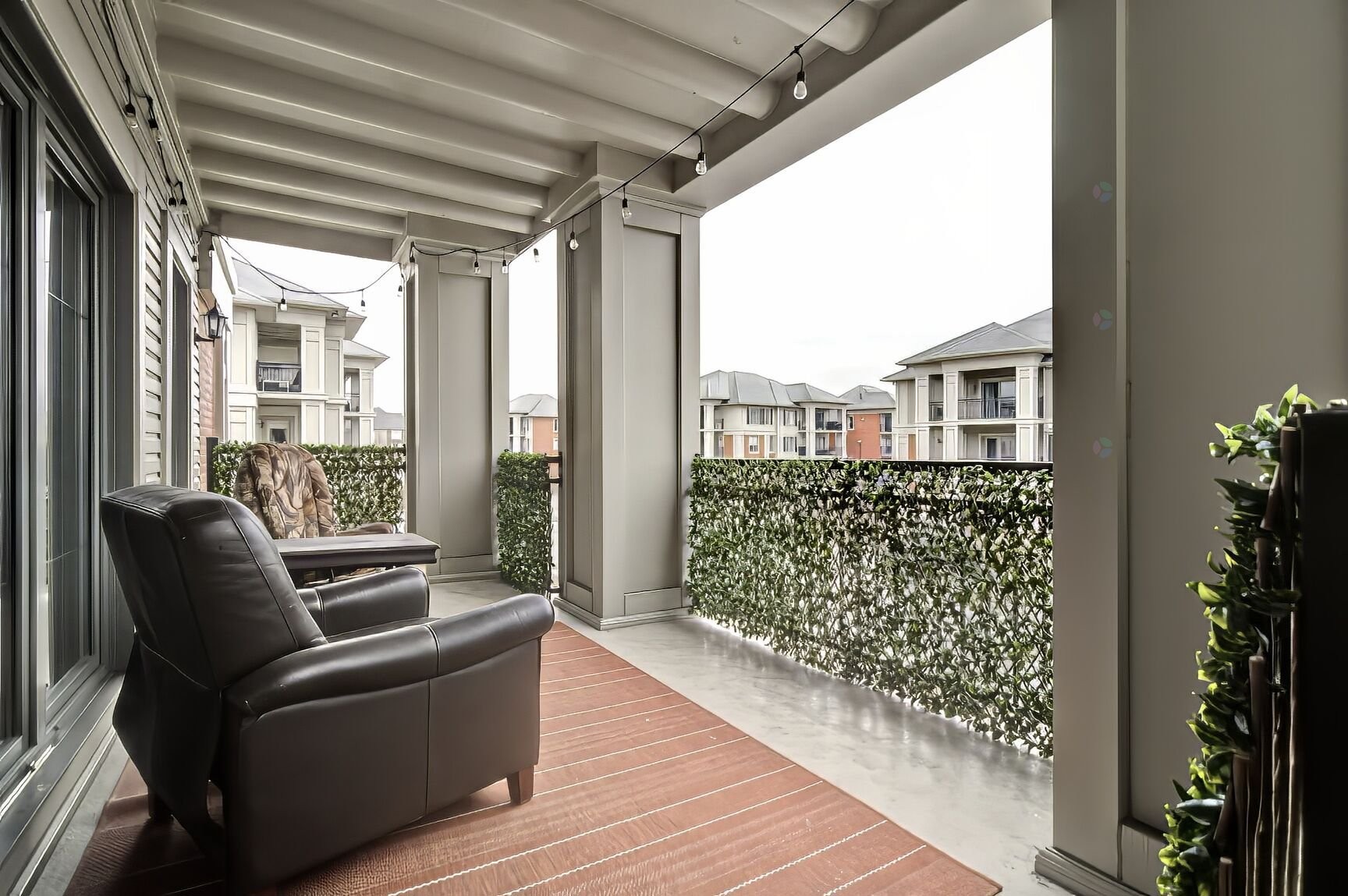 









638


Rue des Sureaux

, 2,
Boucherville,




QC
J4B0J4

