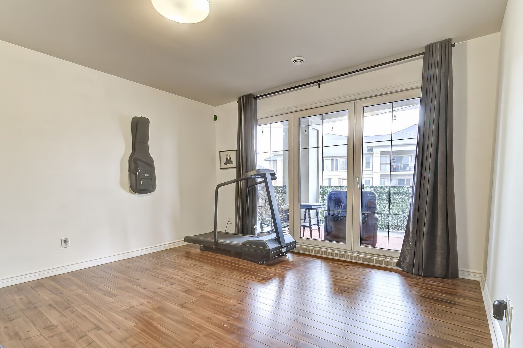 









638


Rue des Sureaux

, 2,
Boucherville,




QC
J4B0J4

