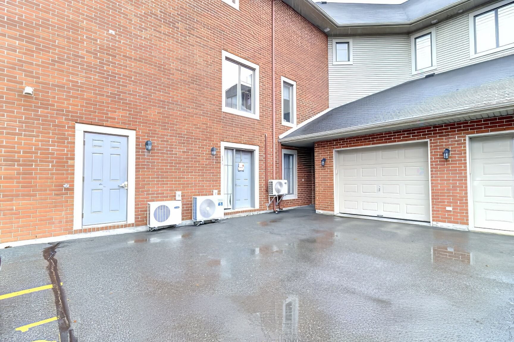 









638


Rue des Sureaux

, 2,
Boucherville,




QC
J4B0J4

