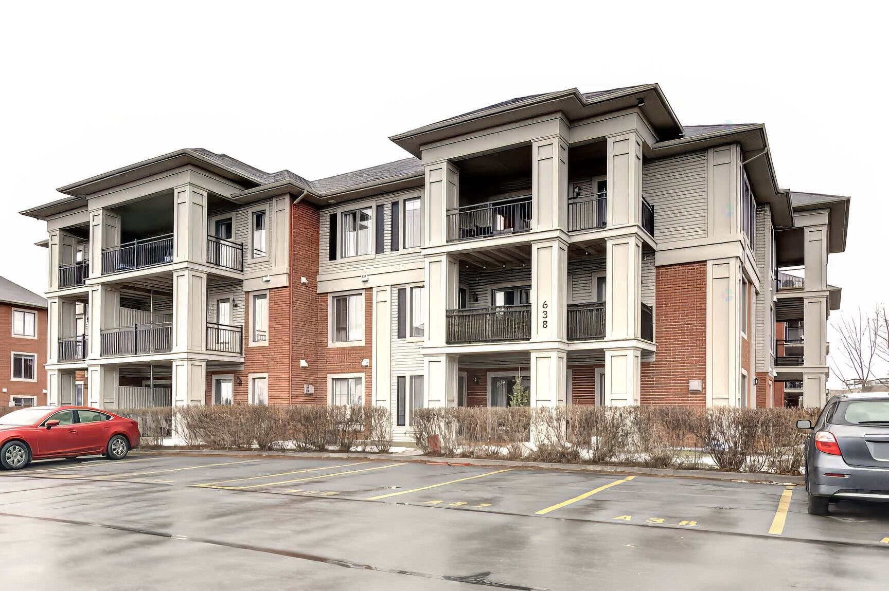 









638


Rue des Sureaux

, 2,
Boucherville,




QC
J4B0J4

