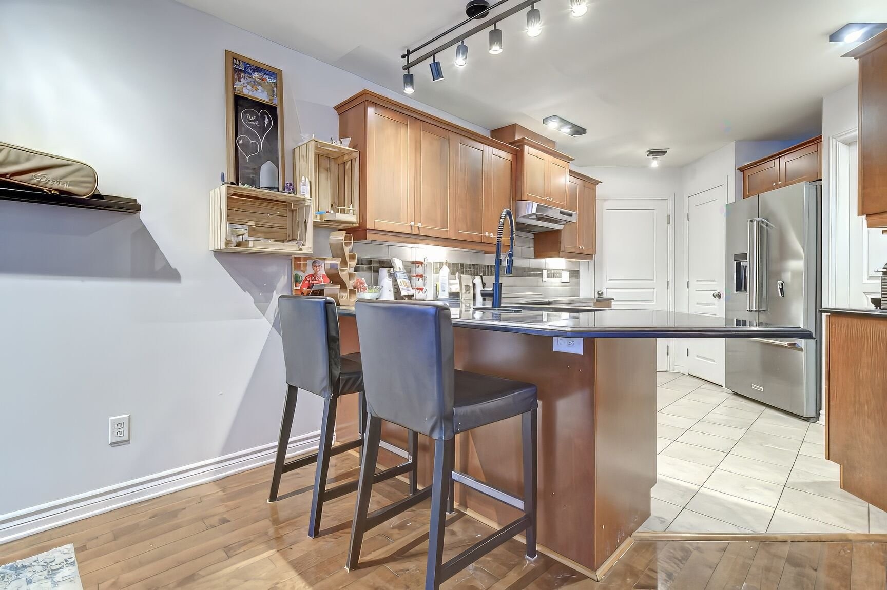 









638


Rue des Sureaux

, 2,
Boucherville,




QC
J4B0J4

