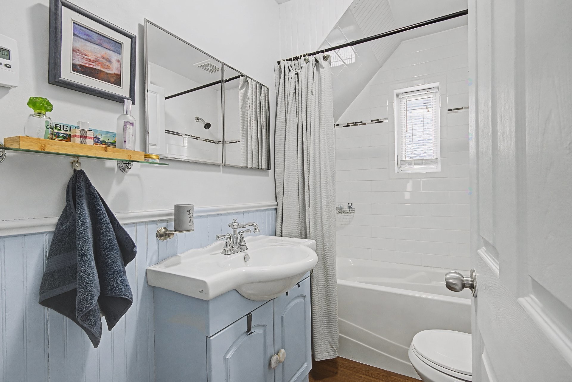 









1824


Rue Godin

,
Longueuil (Saint-Hubert),




QC
J4T1T3

