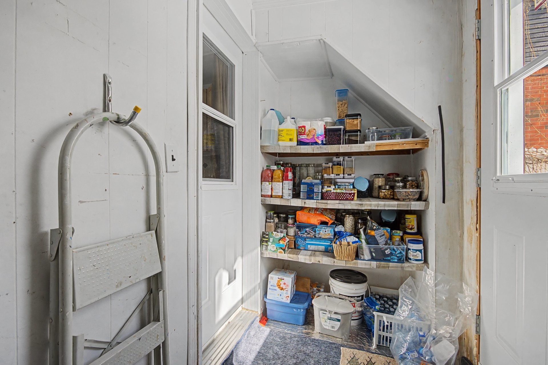 









1824


Rue Godin

,
Longueuil (Saint-Hubert),




QC
J4T1T3

