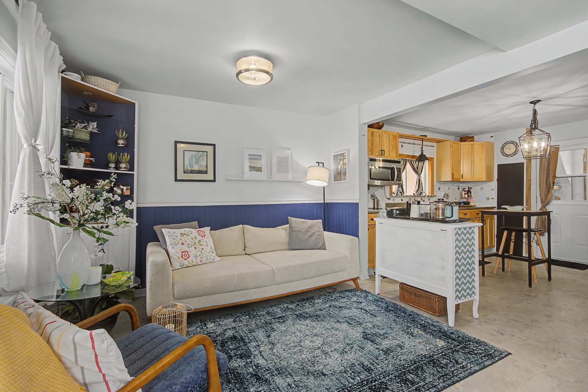









1824


Rue Godin

,
Longueuil (Saint-Hubert),




QC
J4T1T3

