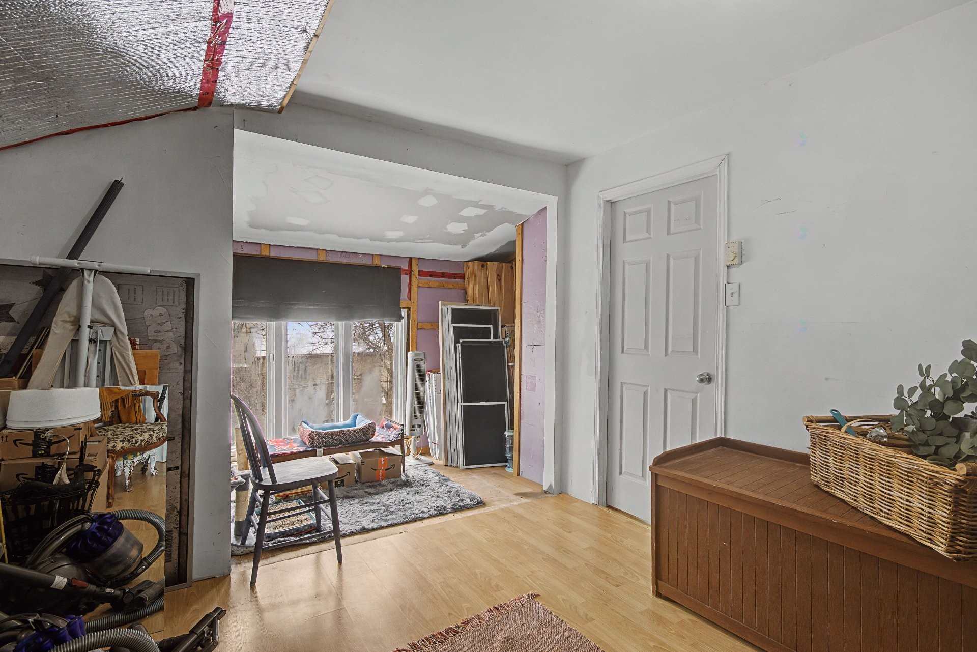 









1824


Rue Godin

,
Longueuil (Saint-Hubert),




QC
J4T1T3

