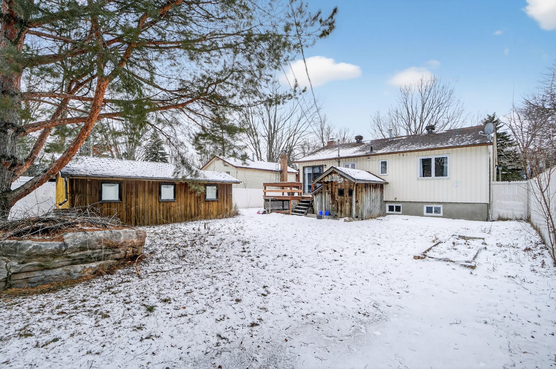 









179


Rue Lebeau

,
Sainte-Anne-de-Bellevue,




QC
H9X3Z9

