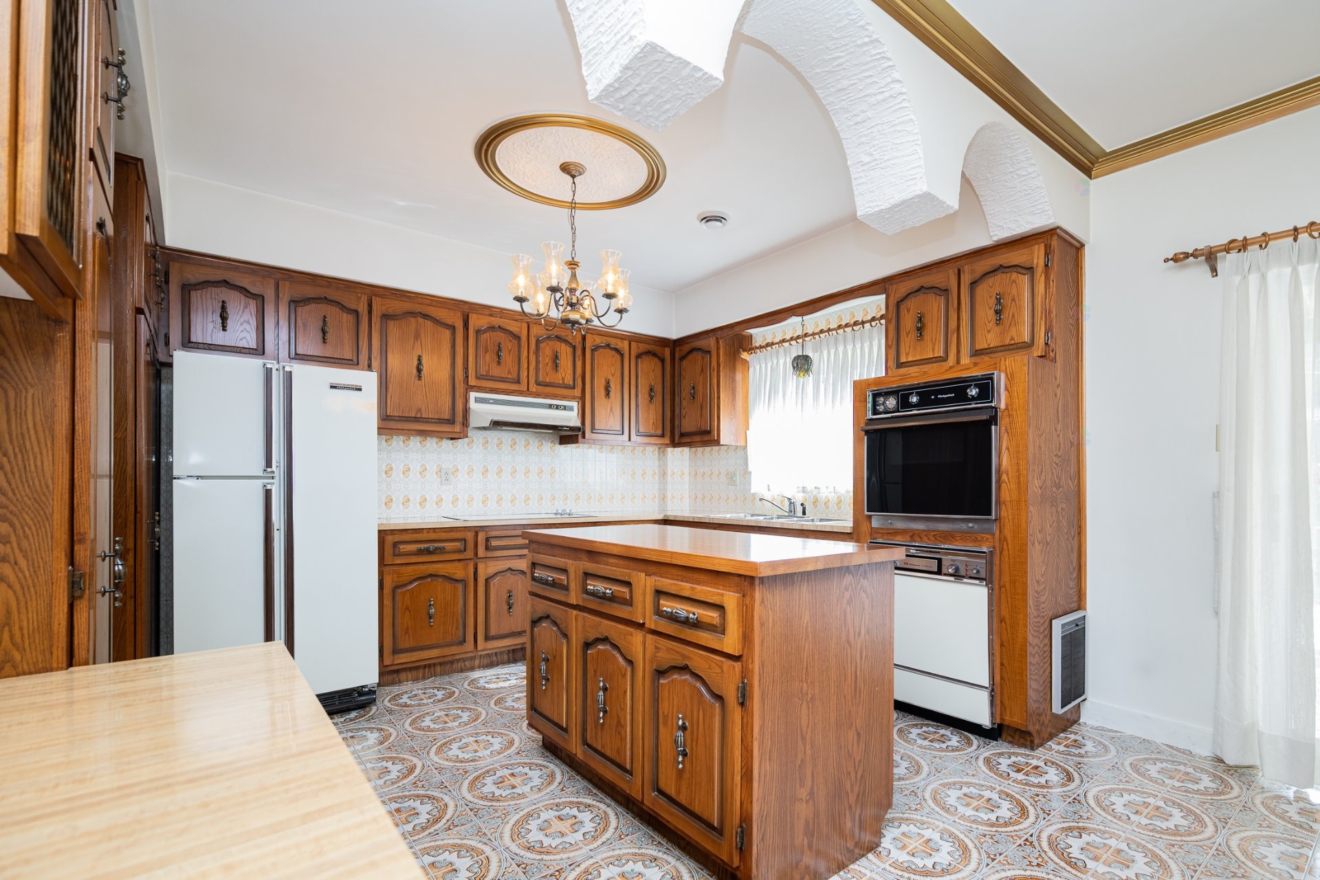 









12200


Ch. du Golf

,
Montréal (Ahuntsic-Cartierville),




QC
H4K1S5

