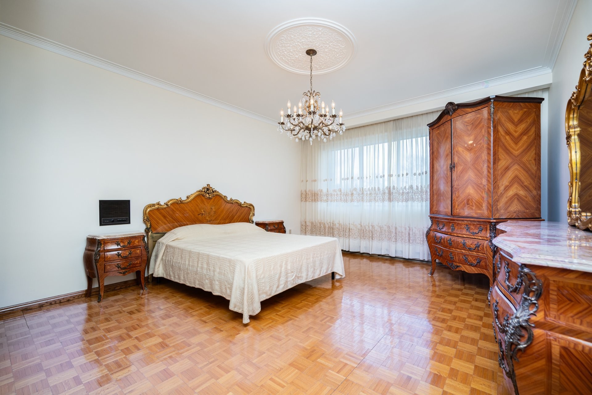 









12200


Ch. du Golf

,
Montréal (Ahuntsic-Cartierville),




QC
H4K1S5

