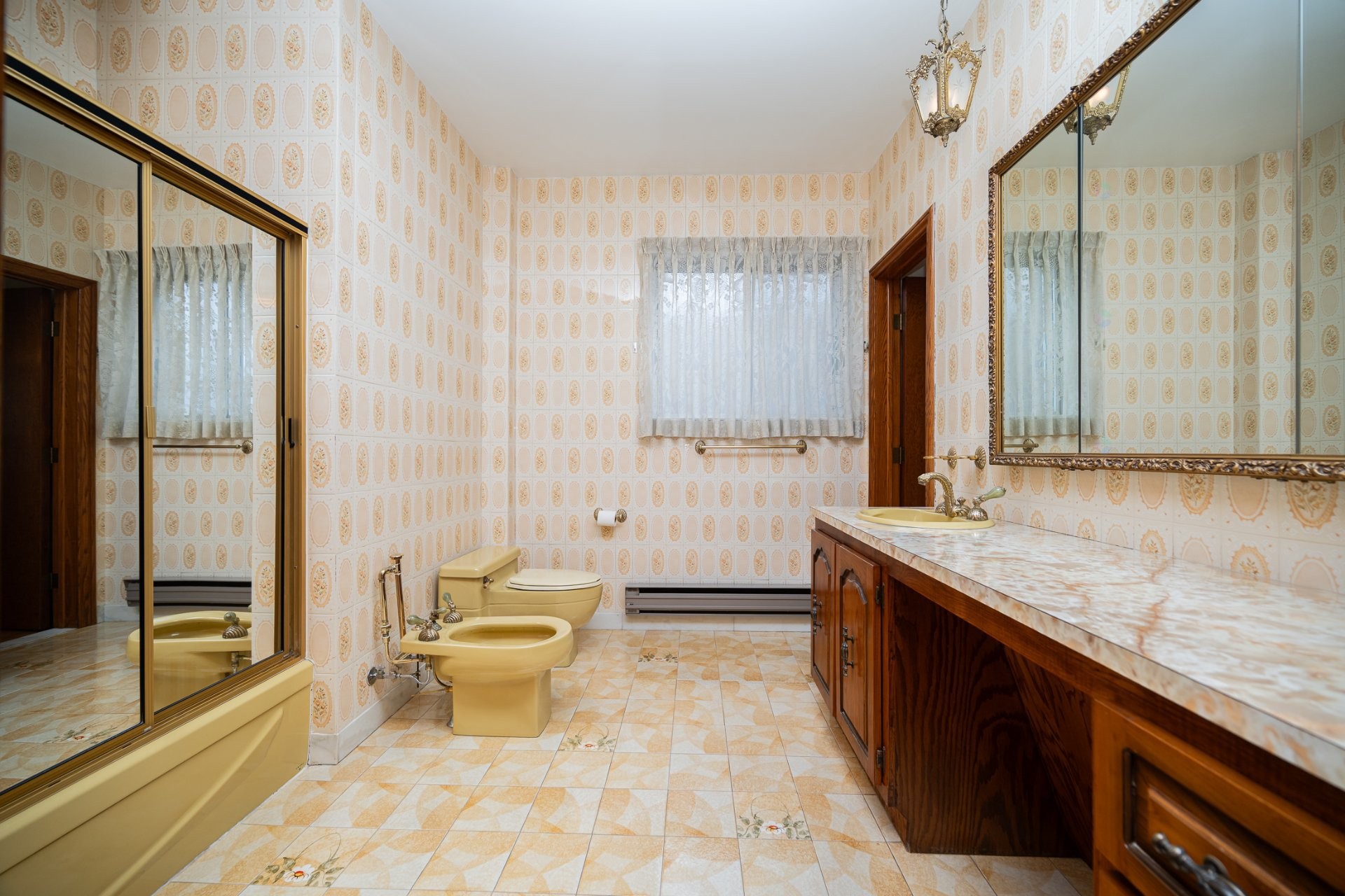 









12200


Ch. du Golf

,
Montréal (Ahuntsic-Cartierville),




QC
H4K1S5

