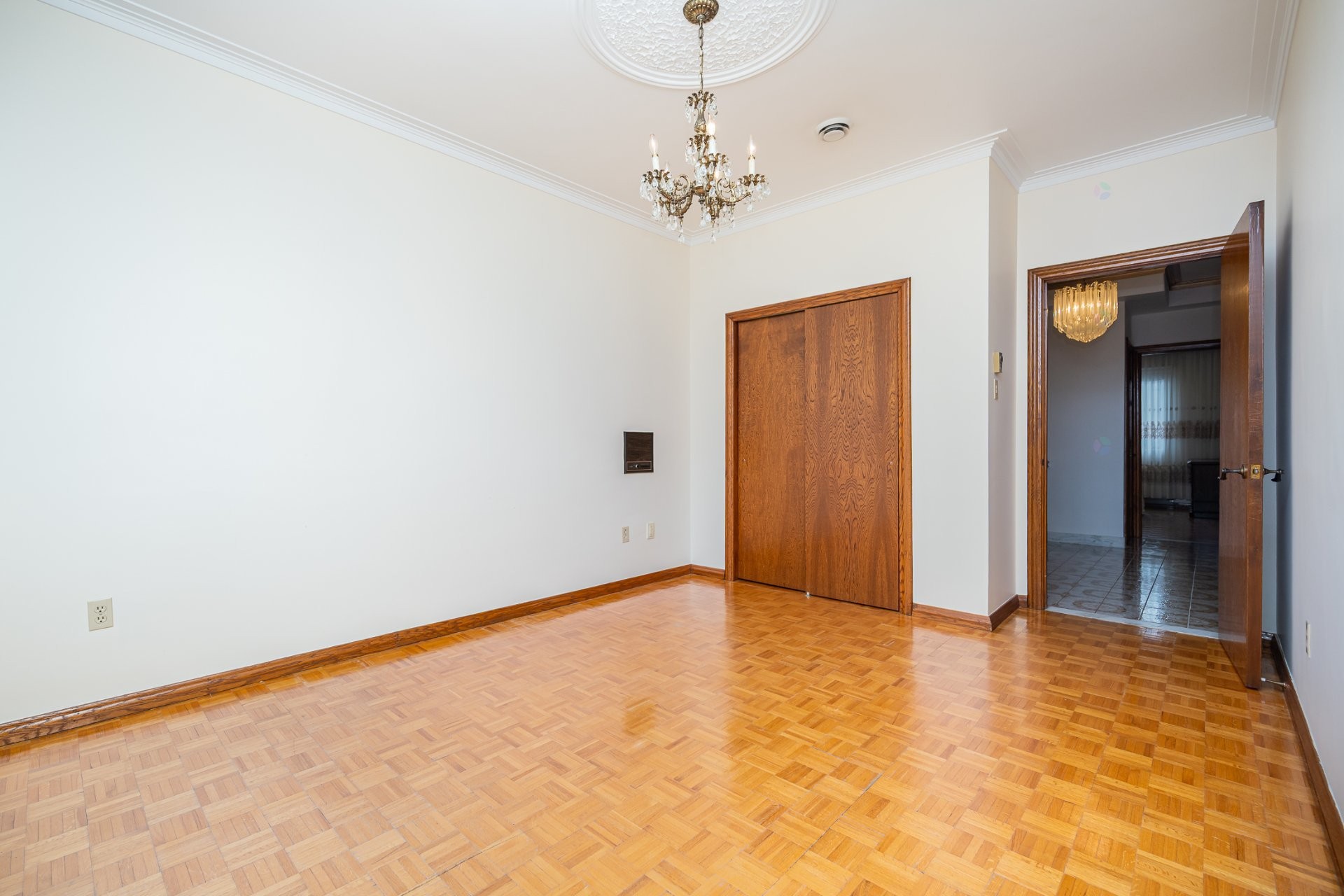 









12200


Ch. du Golf

,
Montréal (Ahuntsic-Cartierville),




QC
H4K1S5

