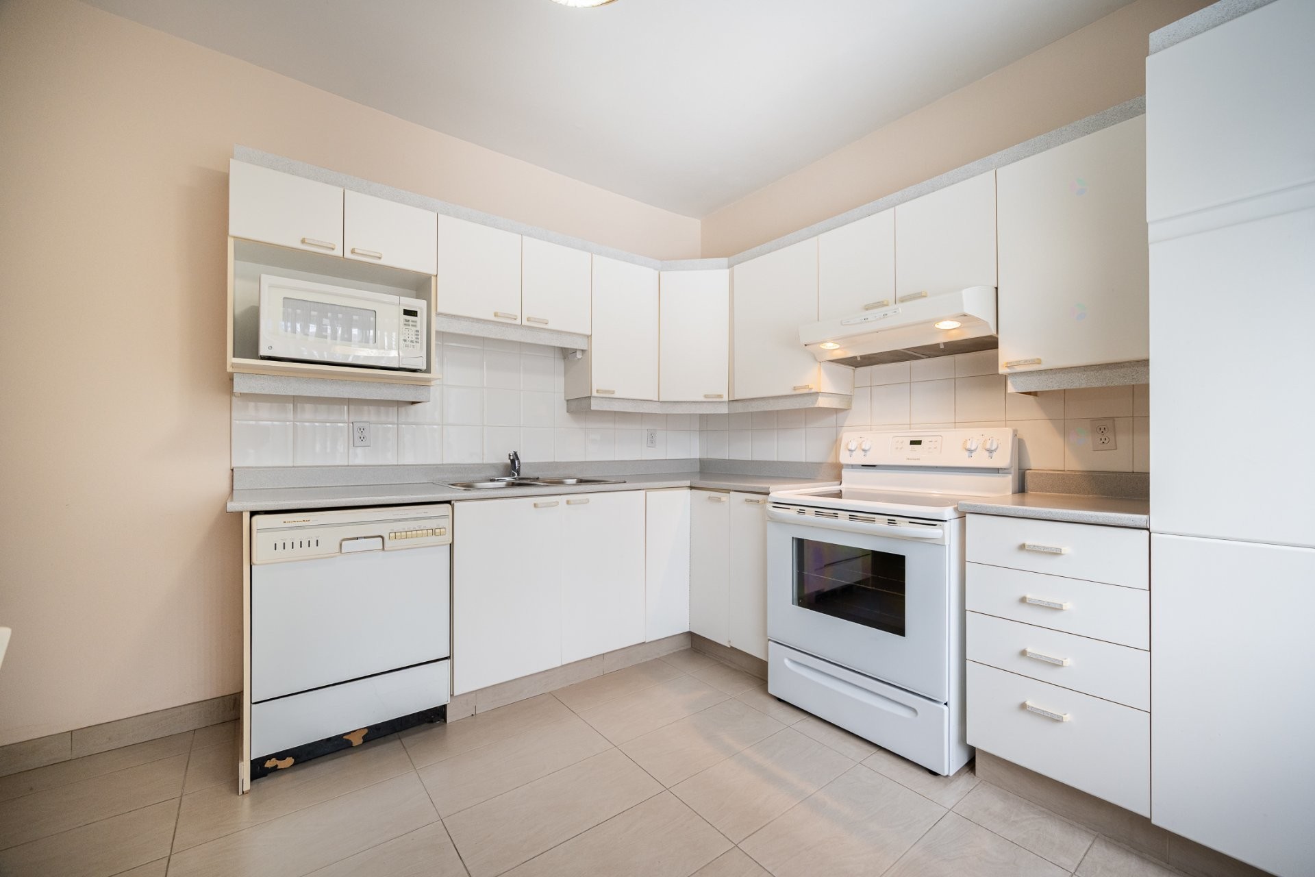 









12200


Ch. du Golf

,
Montréal (Ahuntsic-Cartierville),




QC
H4K1S5

