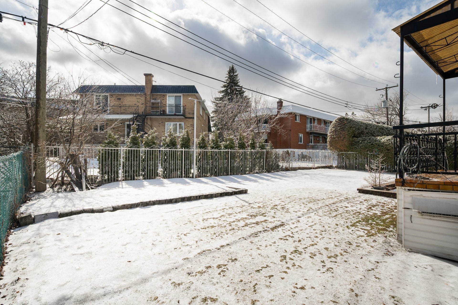 









12200


Ch. du Golf

,
Montréal (Ahuntsic-Cartierville),




QC
H4K1S5

