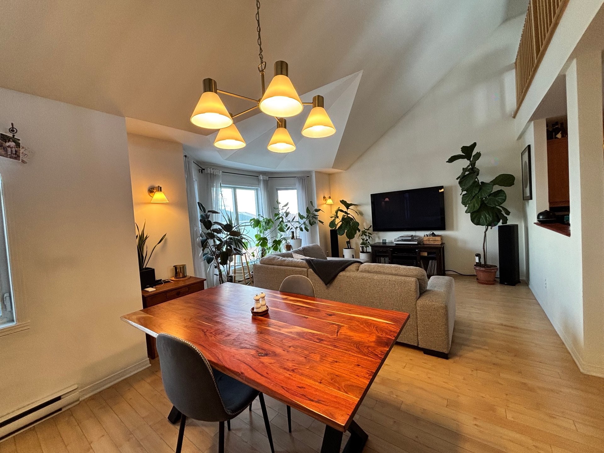 









9830


Rue Riverin

,
Brossard,




QC
J4X2Z3

