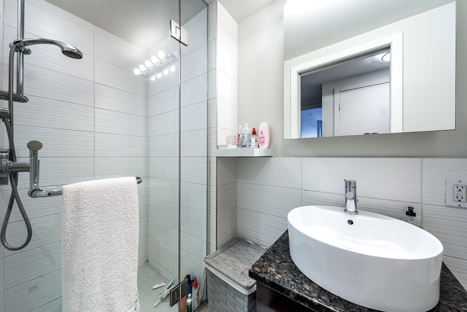 









4850


Ch. de la Côte-St-Luc

, 60,
Montréal (Côte-des-Neiges/Notre-Dame-de-Grâce),




QC
H3W2H2

