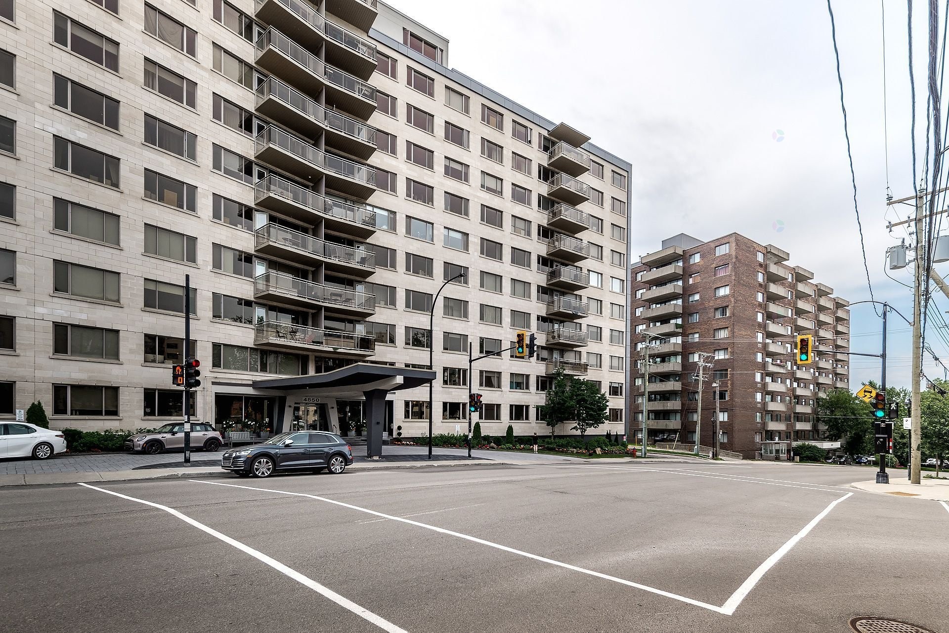 









4850


Ch. de la Côte-St-Luc

, 60,
Montréal (Côte-des-Neiges/Notre-Dame-de-Grâce),




QC
H3W2H2

