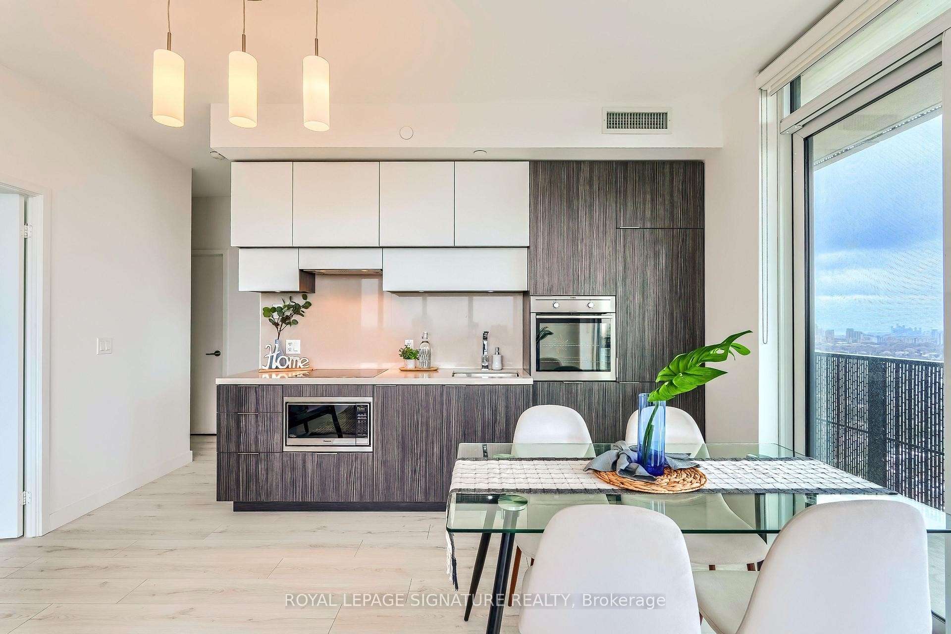 









8


Eglinton

Avenue East, 2705,
Toronto,




ON
M4P 0C1

