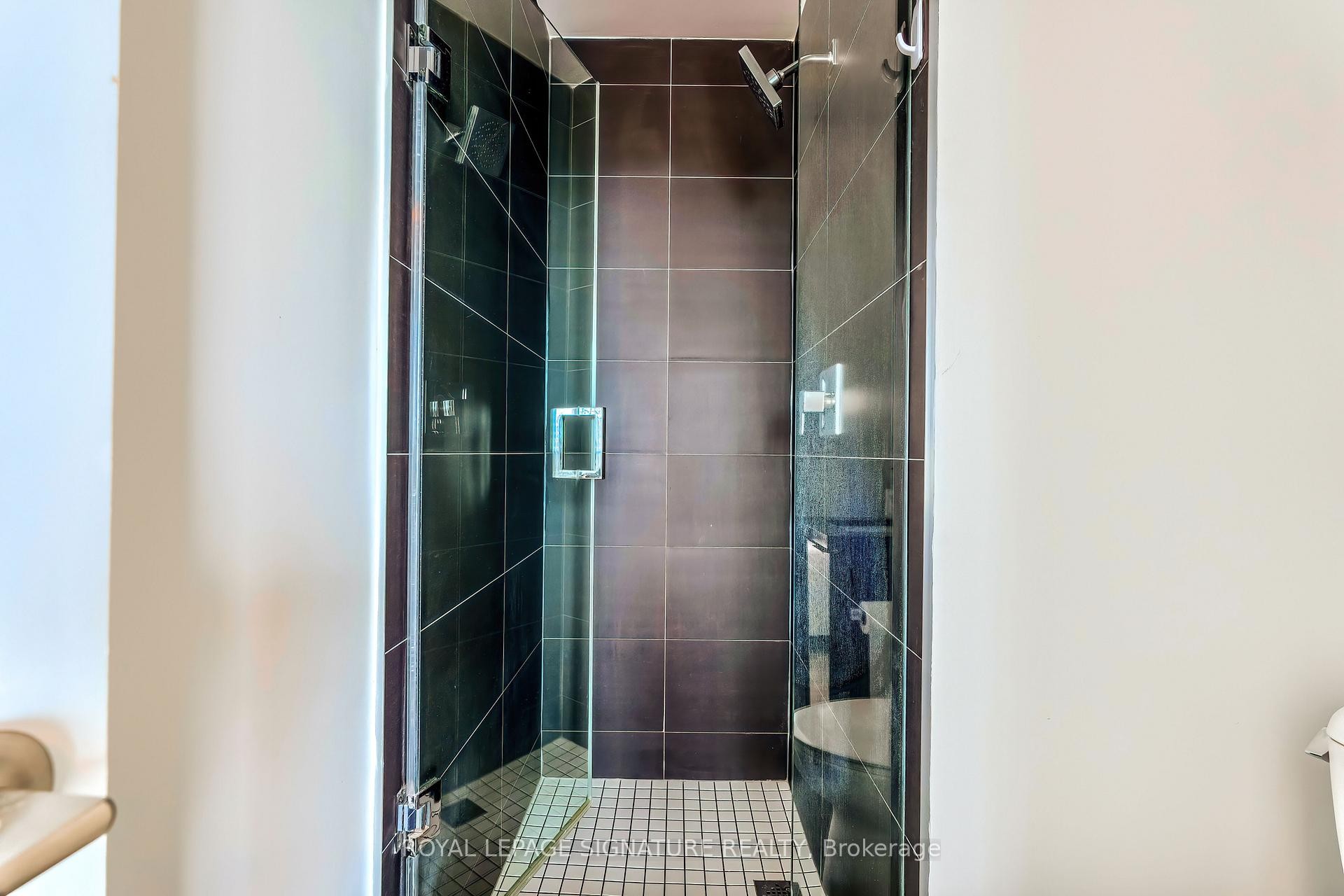 









8


Eglinton

Avenue East, 2705,
Toronto,




ON
M4P 0C1

