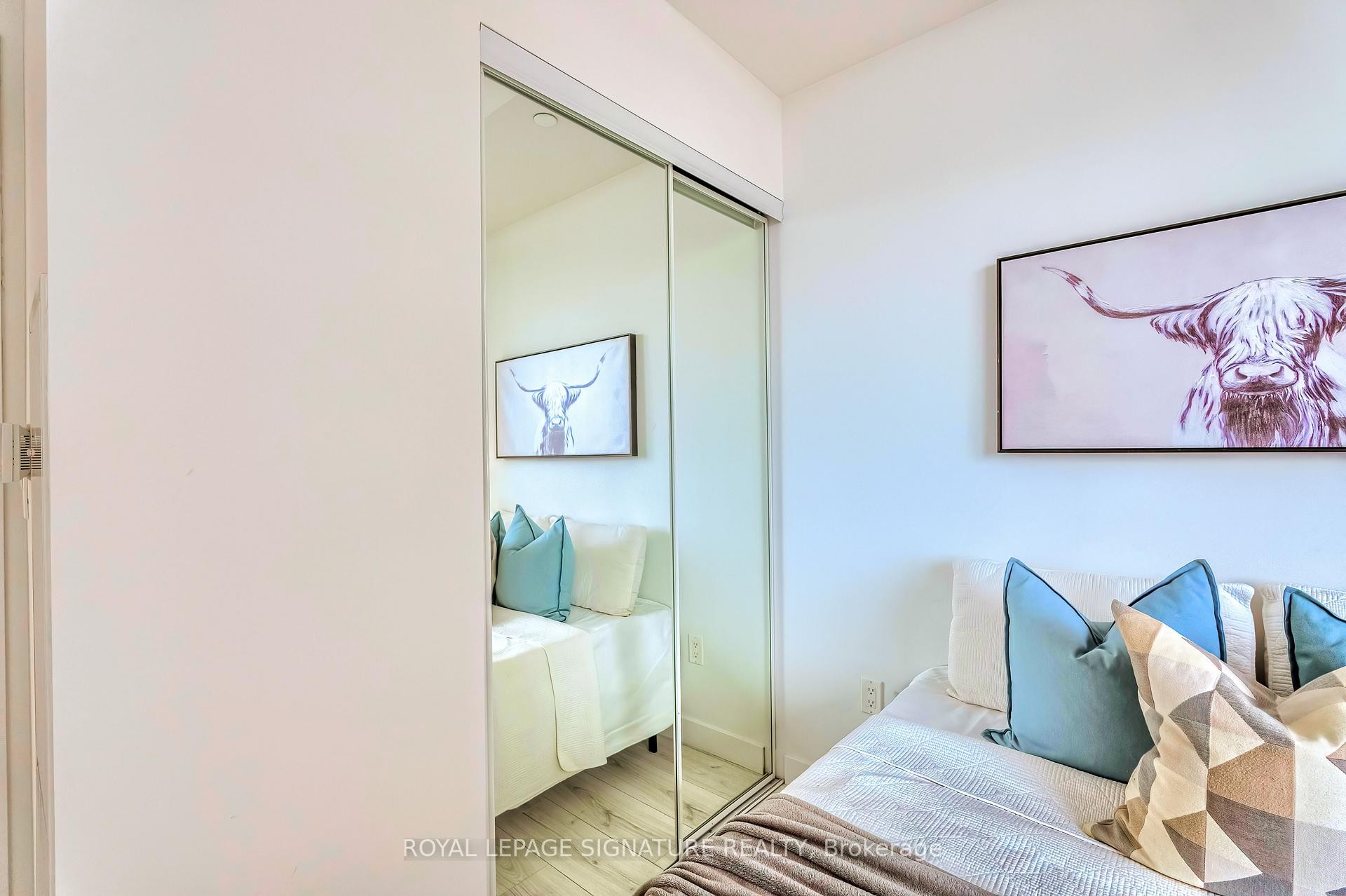 









8


Eglinton

Avenue East, 2705,
Toronto,




ON
M4P 0C1

