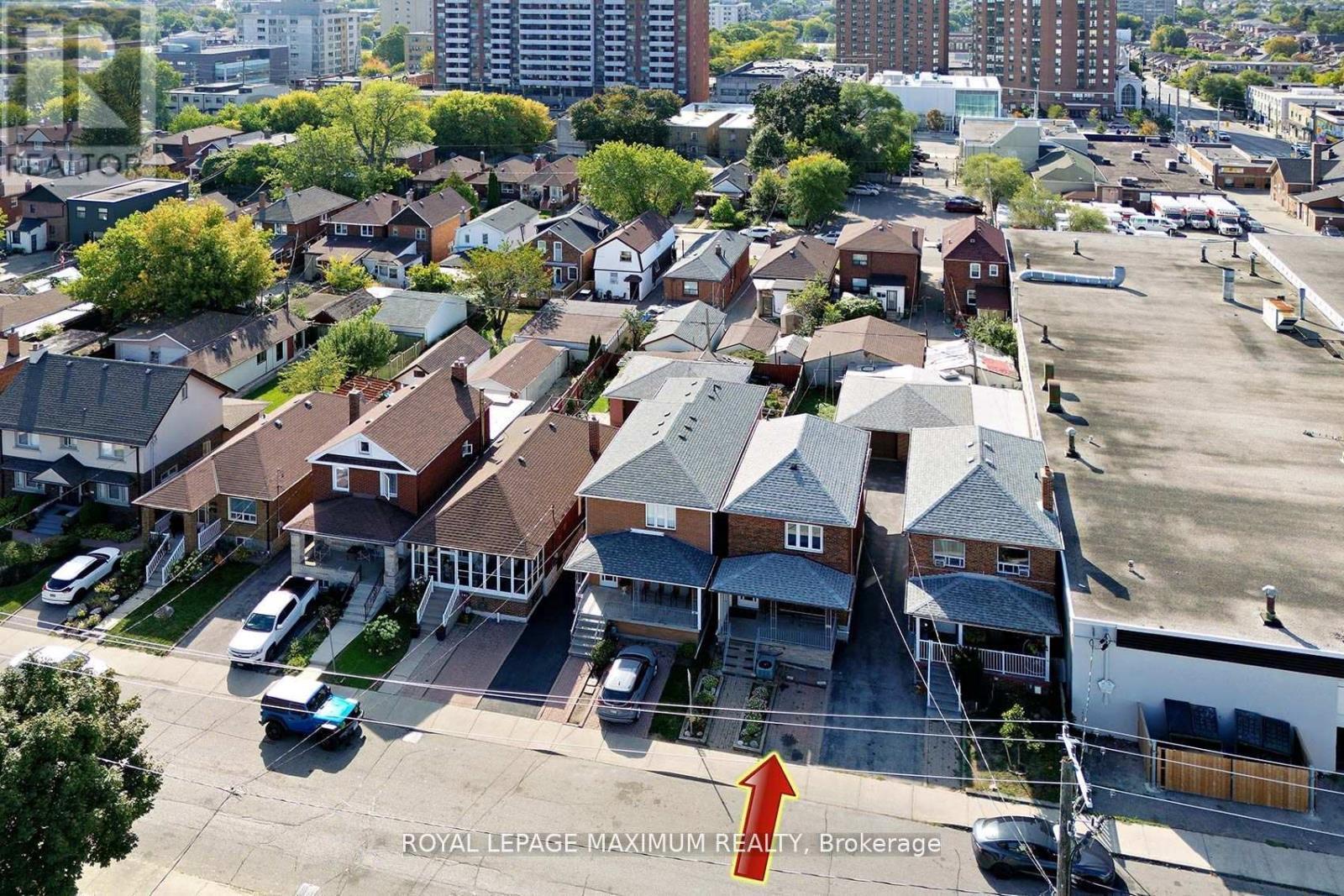 












245 BELGRAVIA AVENUE

,
Toronto,




Ontario
M6E2M9

