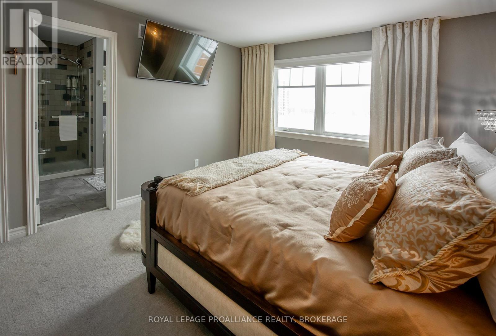 












1380 DEMERS AVENUE

,
Kingston (East Gardiners Rd),




Ontario
K7M0H8

