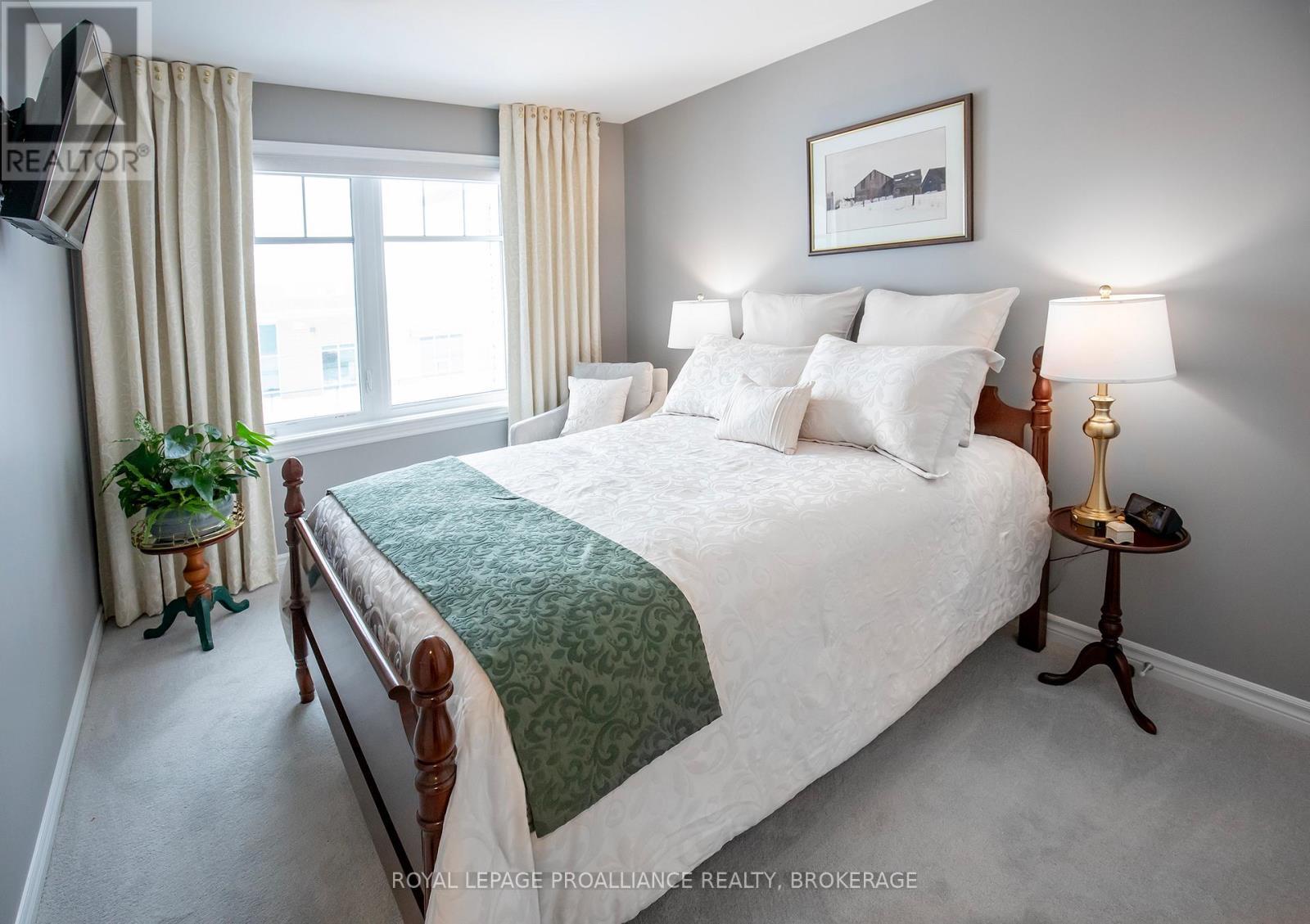 












1380 DEMERS AVENUE

,
Kingston (East Gardiners Rd),




Ontario
K7M0H8

