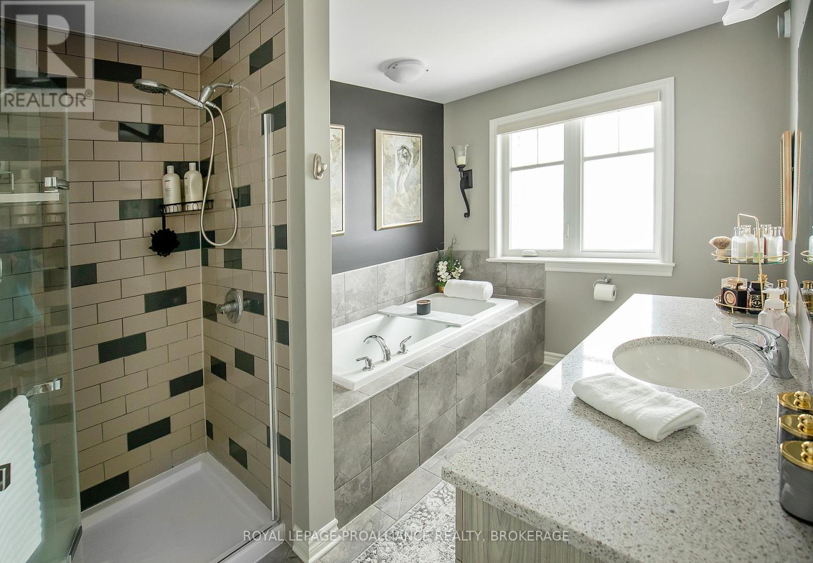 












1380 DEMERS AVENUE

,
Kingston (East Gardiners Rd),




Ontario
K7M0H8


