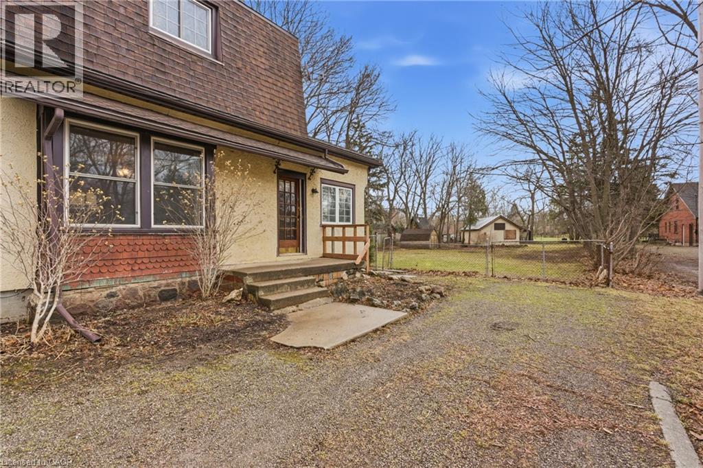 












211 CANBOROUGH Street

,
Smithville,




Ontario
L0R2A0

