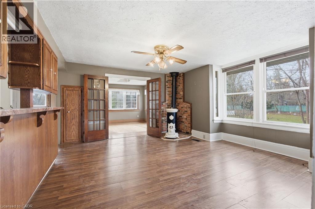 












211 CANBOROUGH Street

,
Smithville,




Ontario
L0R2A0


