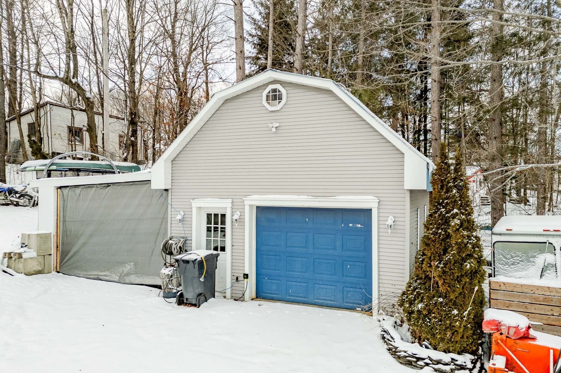 









353


Ch. St-Pierre

,
Saint-Claude,




QC
J1S2L5

