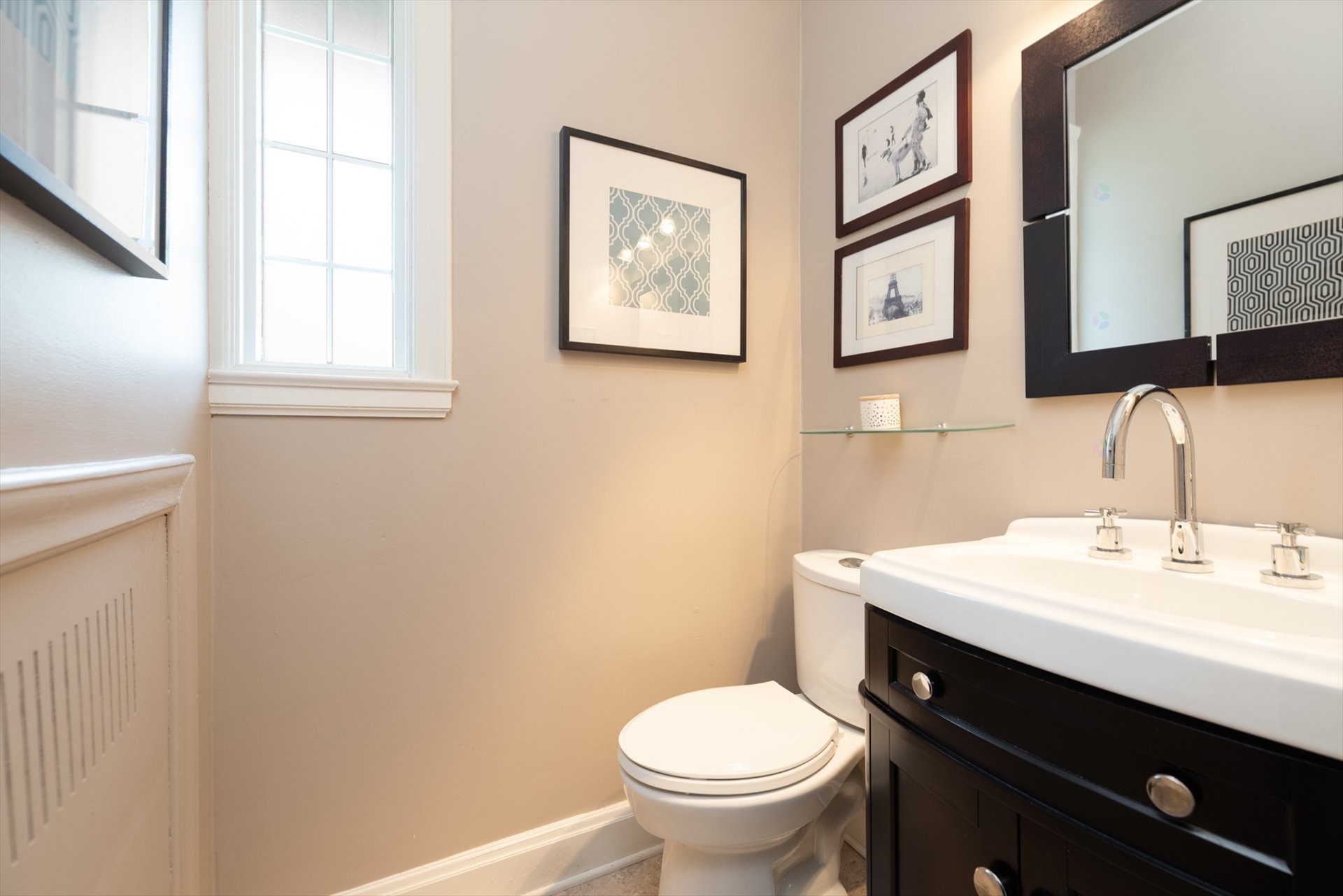 









19


Av. de l'Église

,
Pointe-Claire,




QC
H9S5J1

