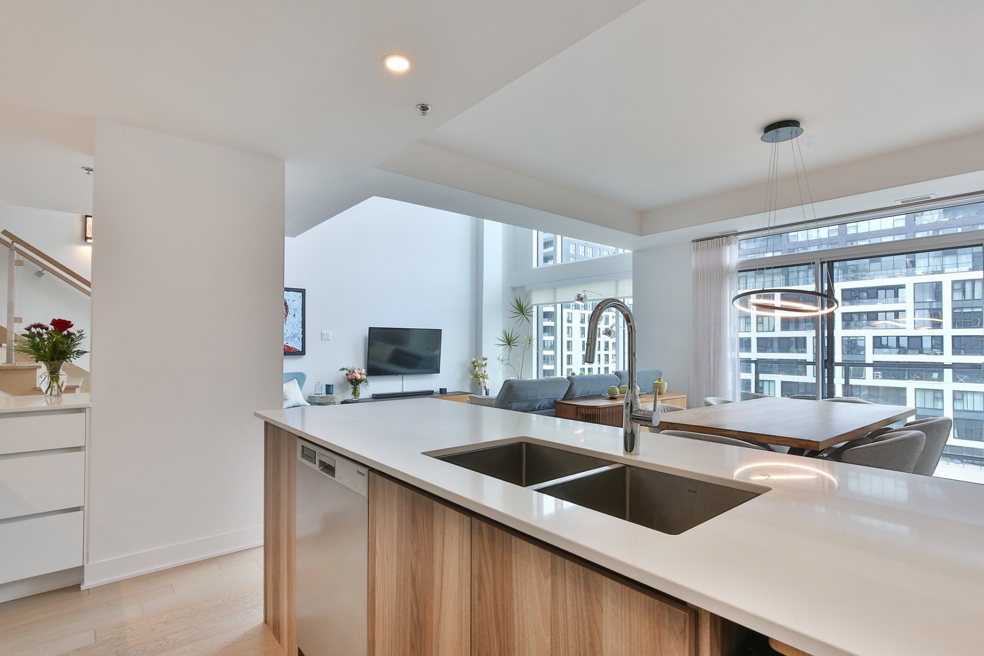 









700


Rue des Éclaircies

, 714,
Brossard,




QC
J4Z0P9

