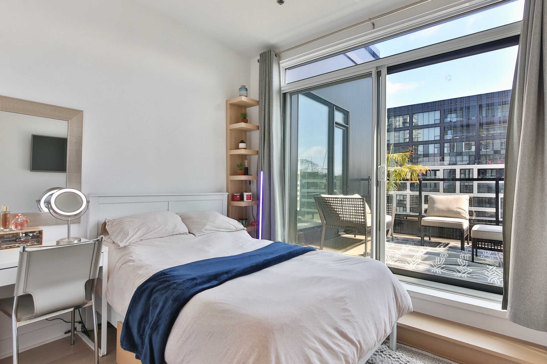 









700


Rue des Éclaircies

, 714,
Brossard,




QC
J4Z0P9

