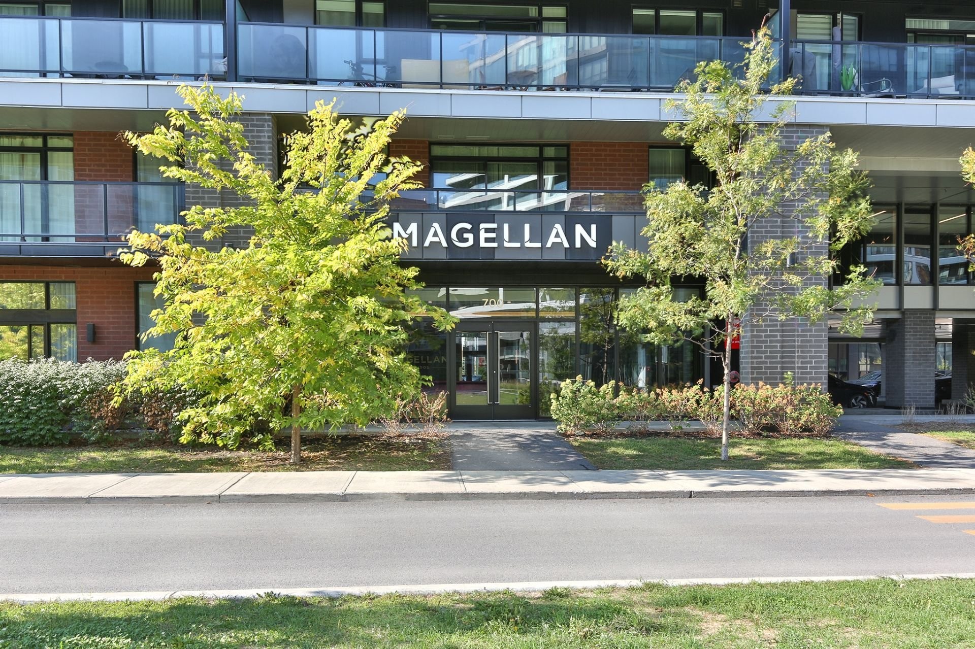 









700


Rue des Éclaircies

, 714,
Brossard,




QC
J4Z0P9

