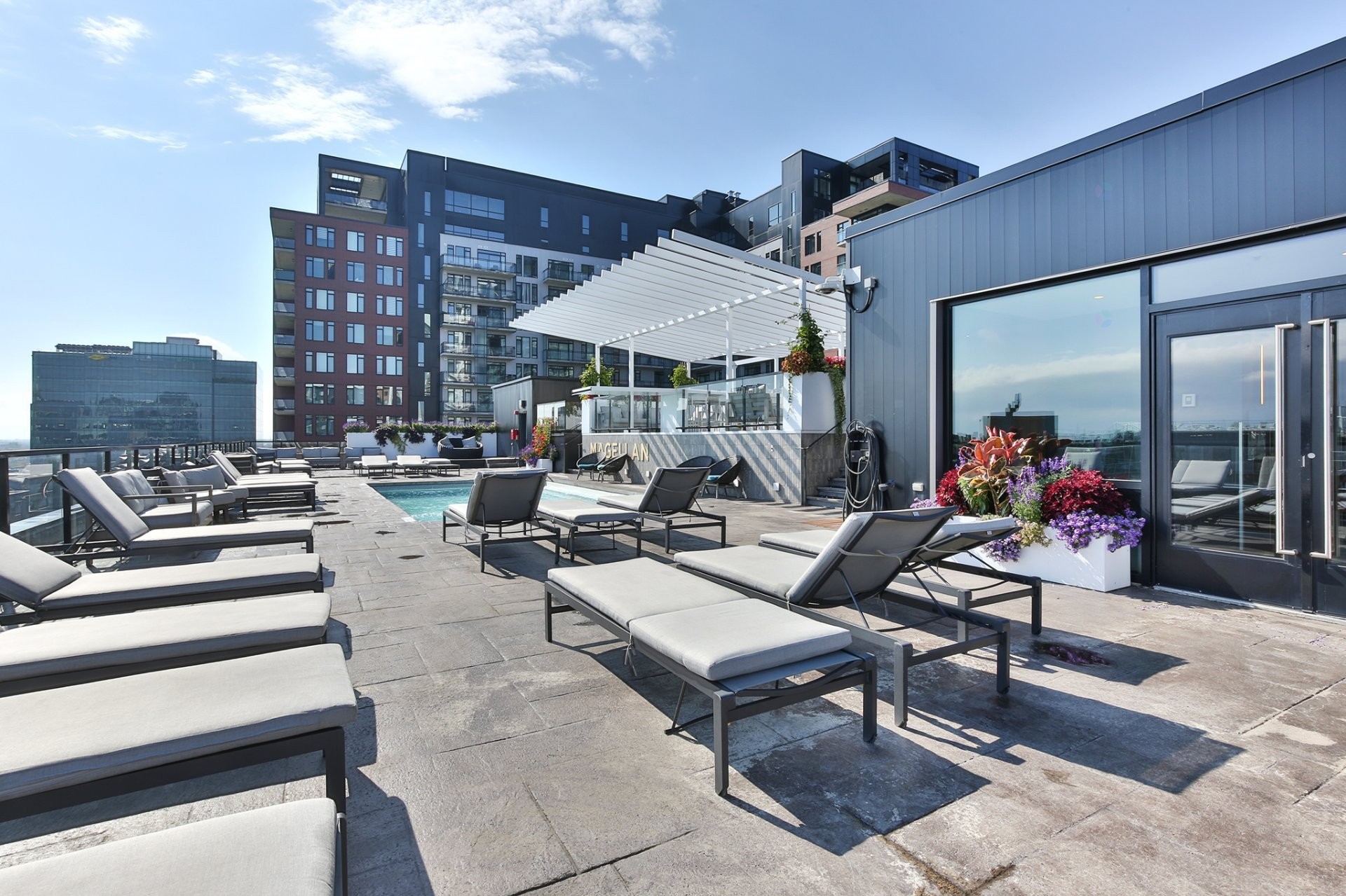 









700


Rue des Éclaircies

, 714,
Brossard,




QC
J4Z0P9

