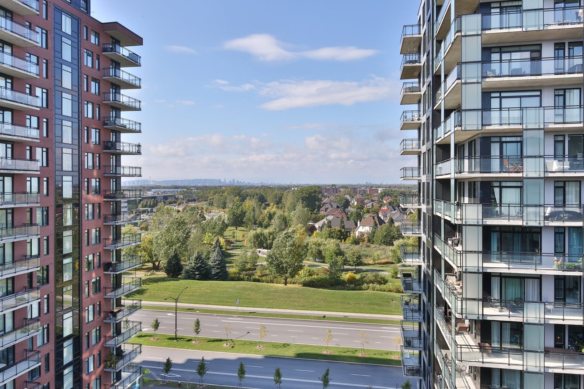 









700


Rue des Éclaircies

, 714,
Brossard,




QC
J4Z0P9

