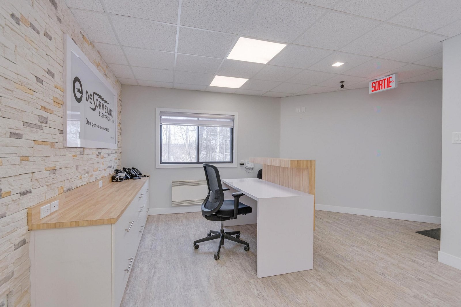 









1695


Rue Atmec

, 1,
Gatineau (Gatineau),




QC
J8R3Y3

