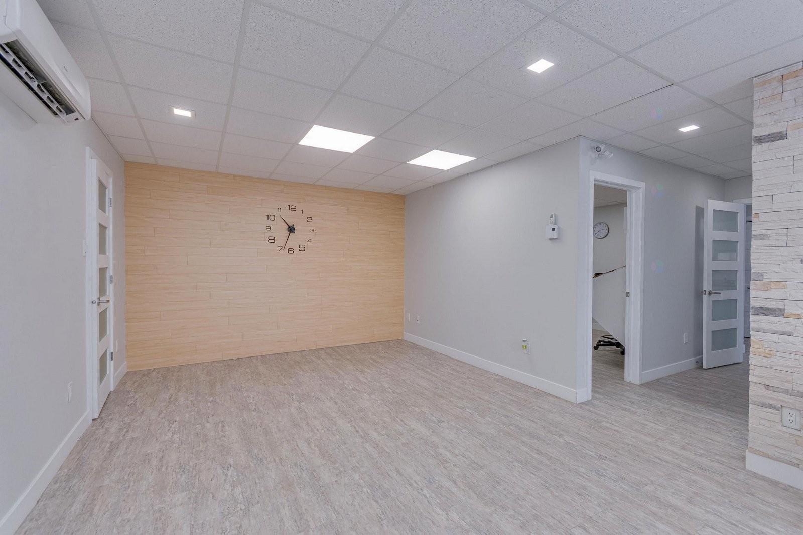 









1695


Rue Atmec

, 1,
Gatineau (Gatineau),




QC
J8R3Y3

