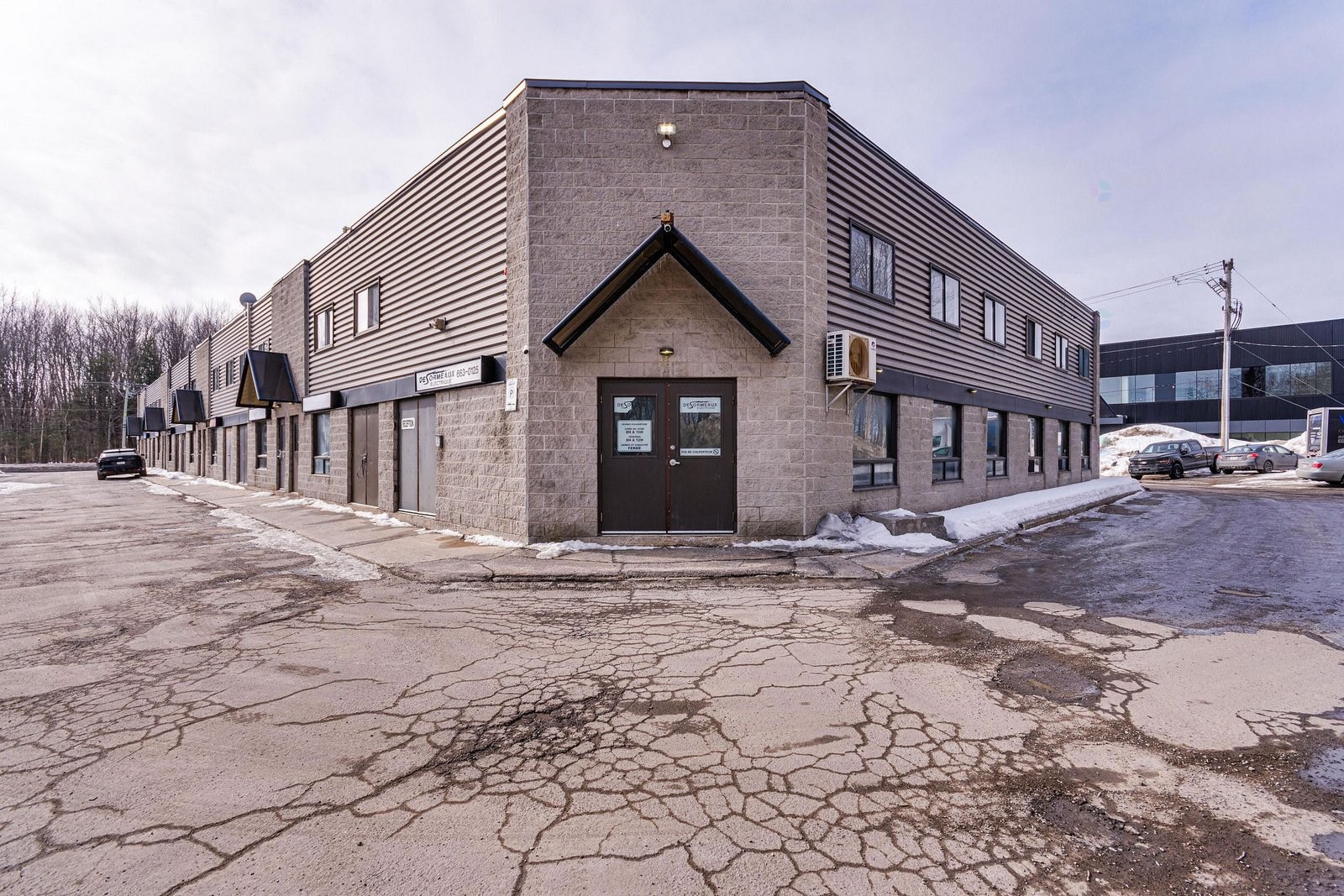 









1695


Rue Atmec

, 1,
Gatineau (Gatineau),




QC
J8R3Y3

