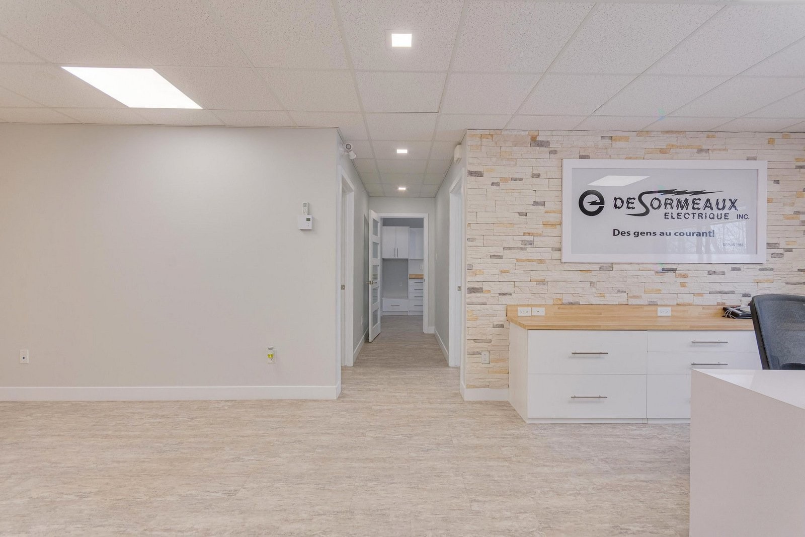 









1695


Rue Atmec

, 1,
Gatineau (Gatineau),




QC
J8R3Y3

