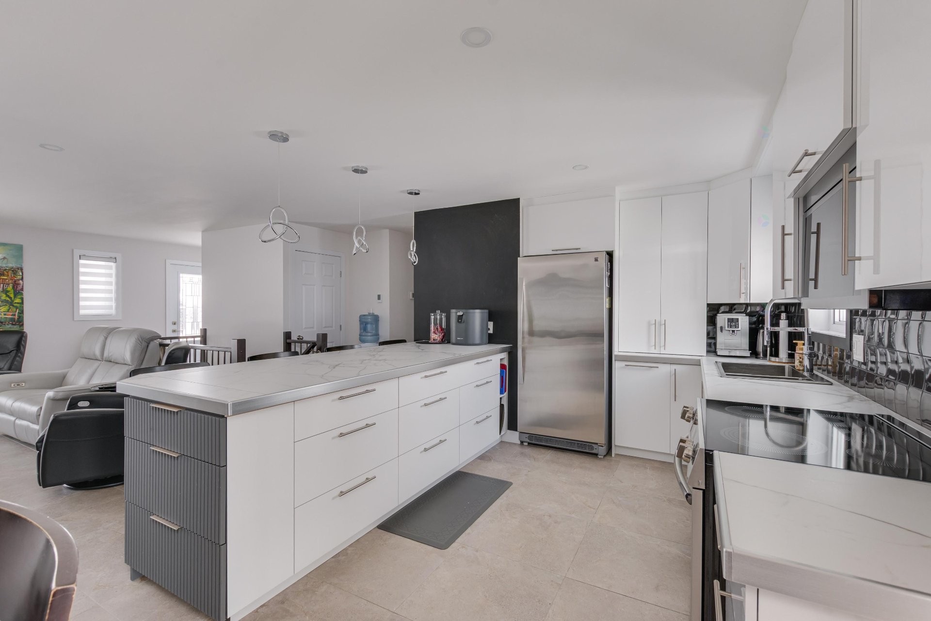 









1272


Rue des Laurentides

,
Gatineau (Masson-Angers),




QC
J8M1L4

