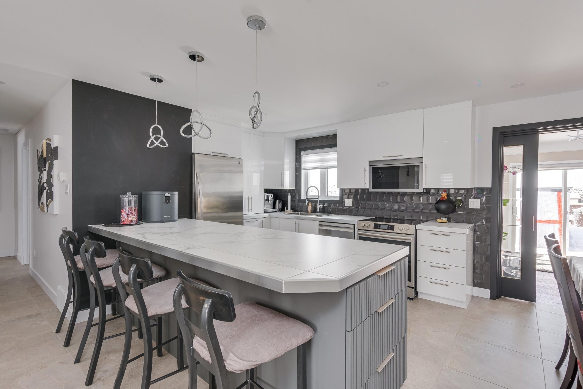 









1272


Rue des Laurentides

,
Gatineau (Masson-Angers),




QC
J8M1L4

