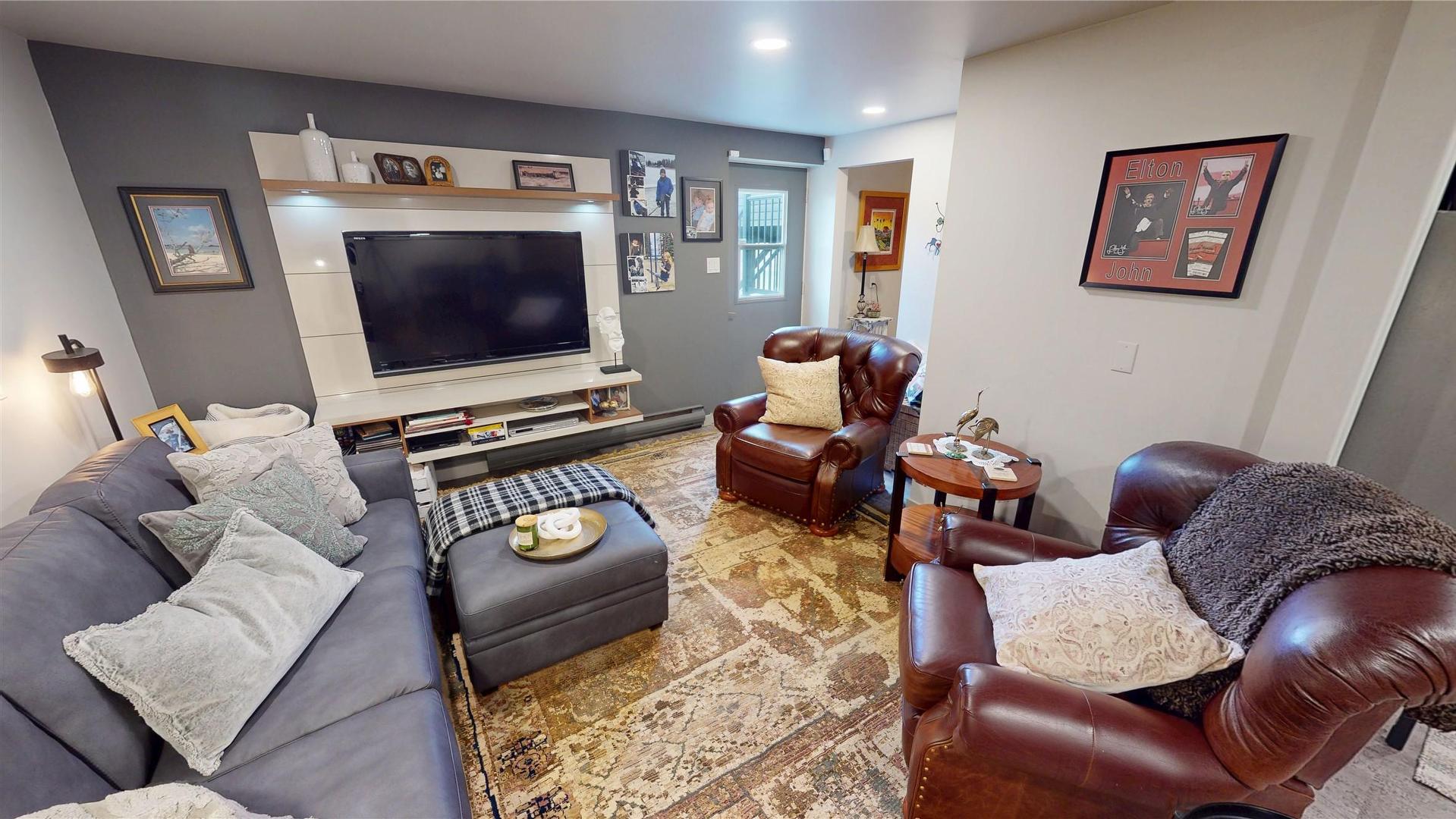 









8875


Colony

Road,
Wardner,




BC
V0B 2J0


