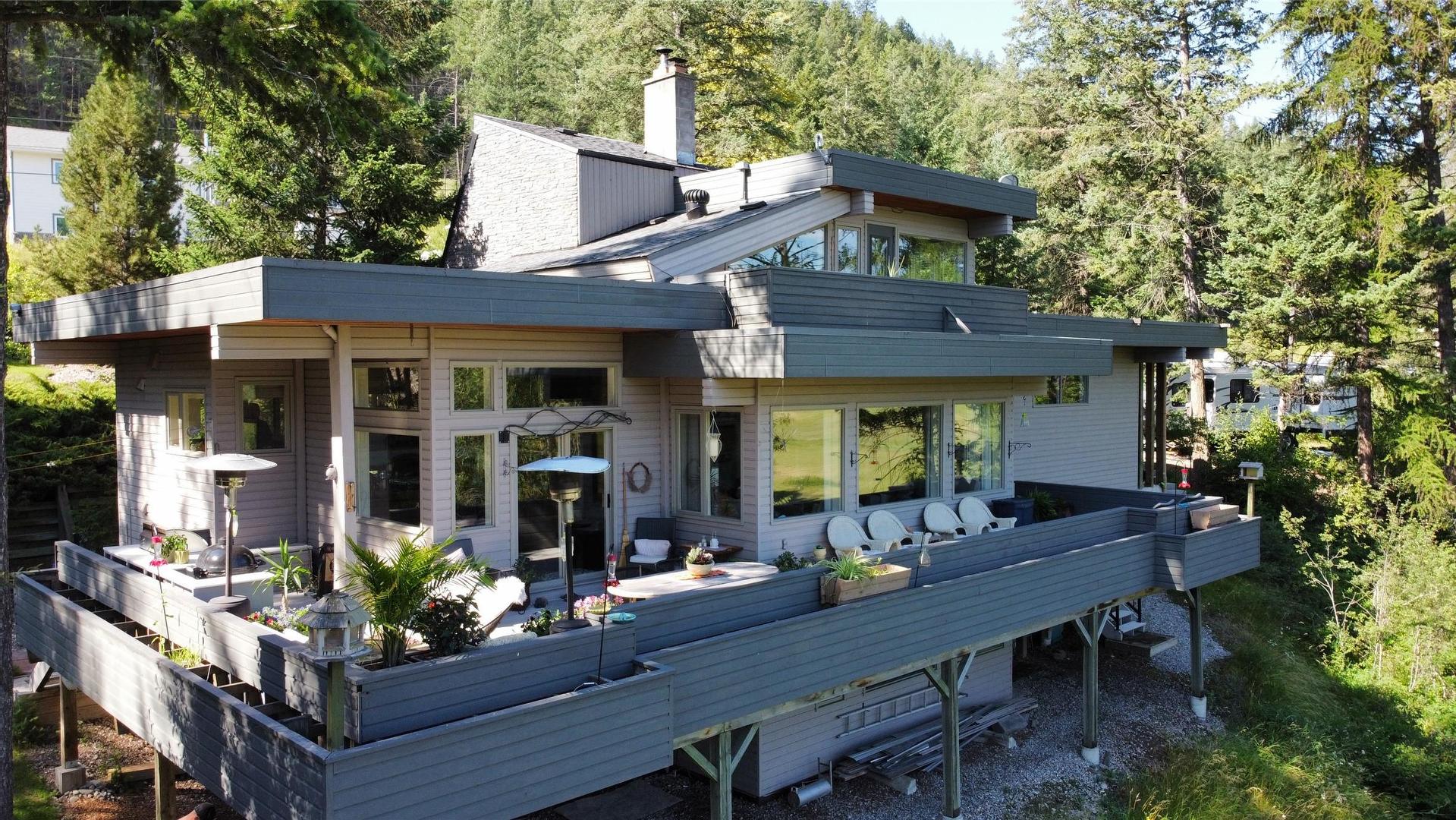 









8875


Colony

Road,
Wardner,




BC
V0B 2J0

