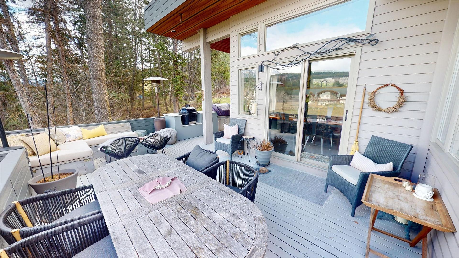 









8875


Colony

Road,
Wardner,




BC
V0B 2J0

