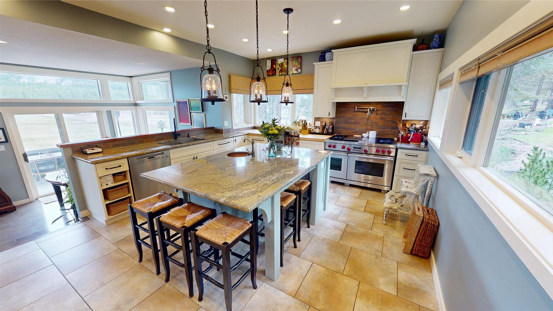 









8875


Colony

Road,
Wardner,




BC
V0B 2J0

