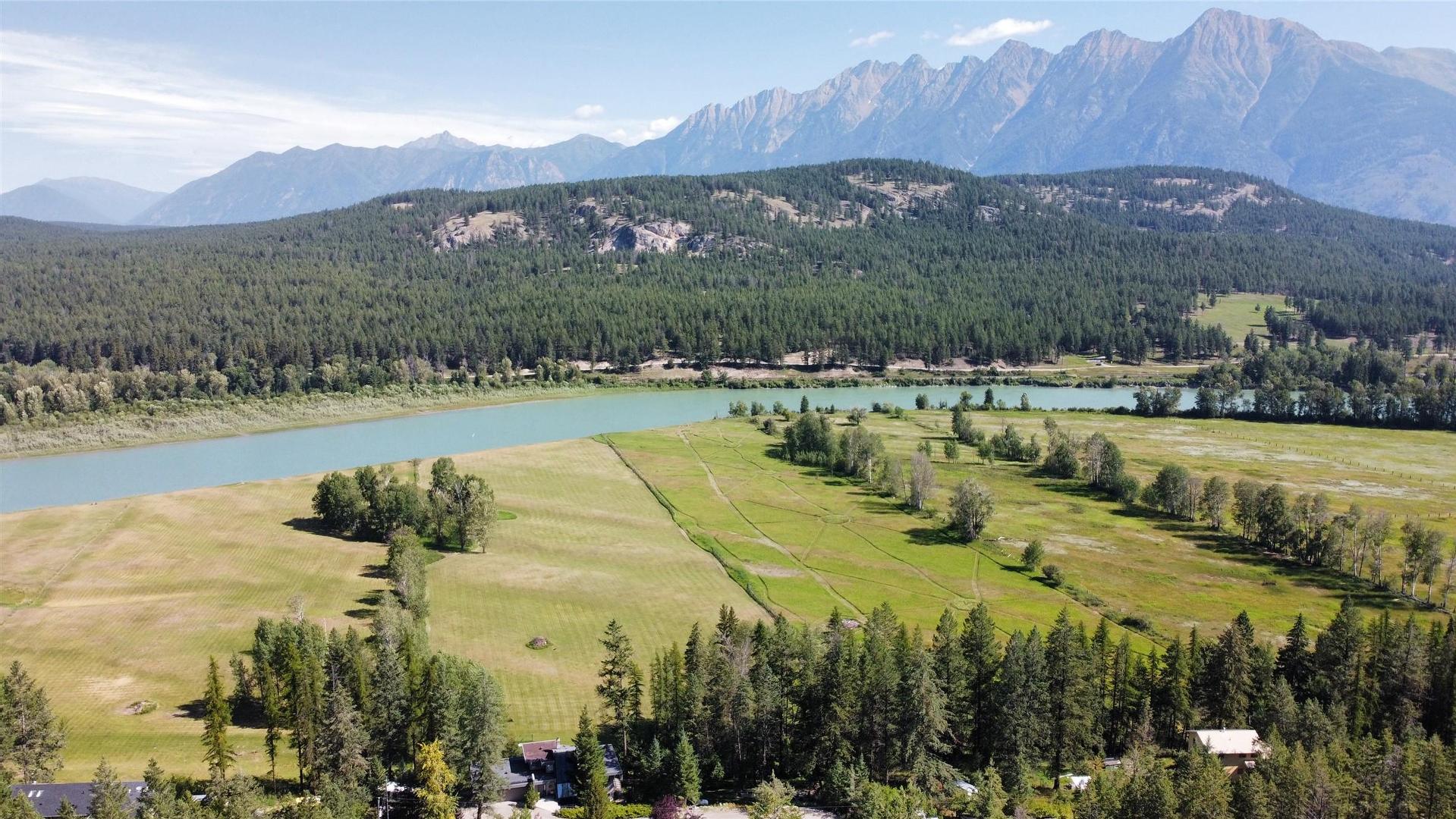 









8875


Colony

Road,
Wardner,




BC
V0B 2J0


