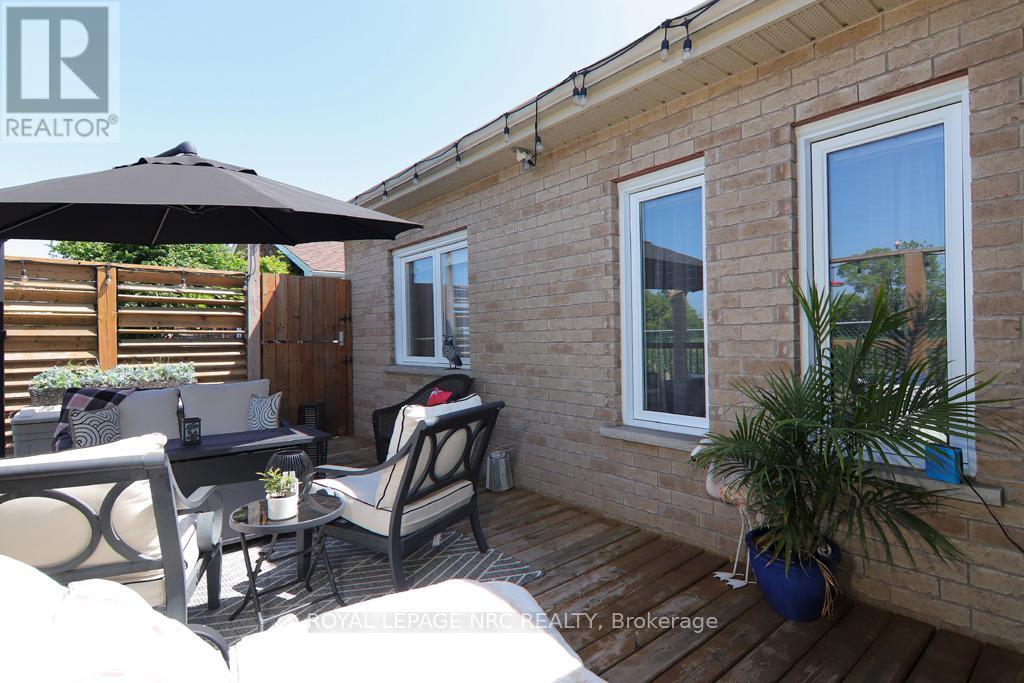 












3938 SUNSET LANE

,
Lincoln (Lincoln-Jordan/Vineland),




Ontario
L0R2C0

