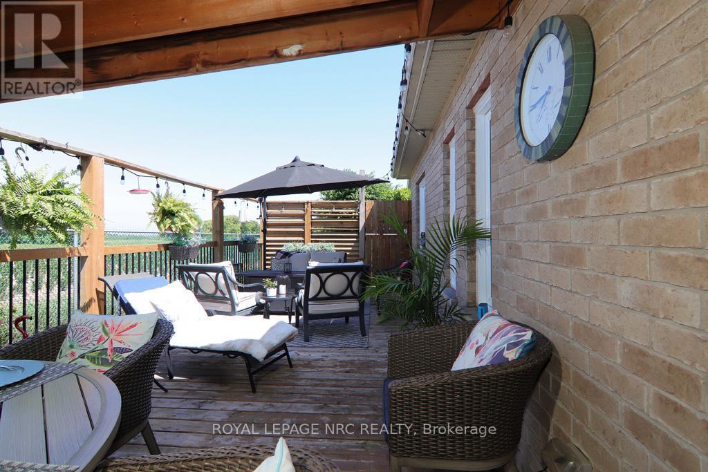 












3938 SUNSET LANE

,
Lincoln (Lincoln-Jordan/Vineland),




Ontario
L0R2C0

