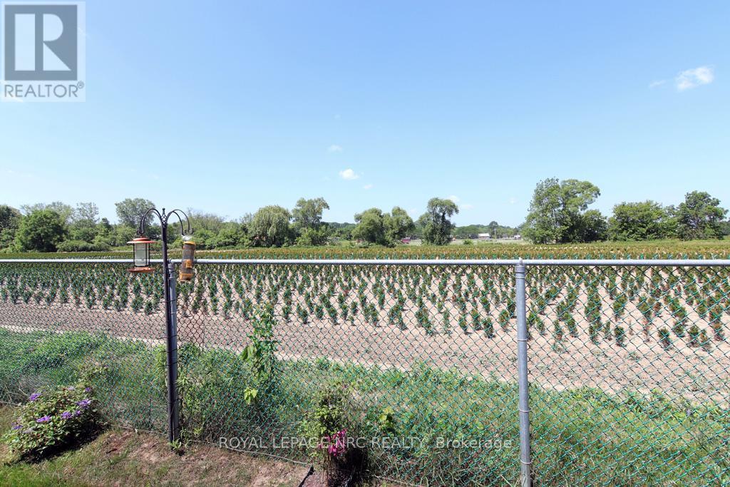 












3938 SUNSET LANE

,
Lincoln (Lincoln-Jordan/Vineland),




Ontario
L0R2C0

