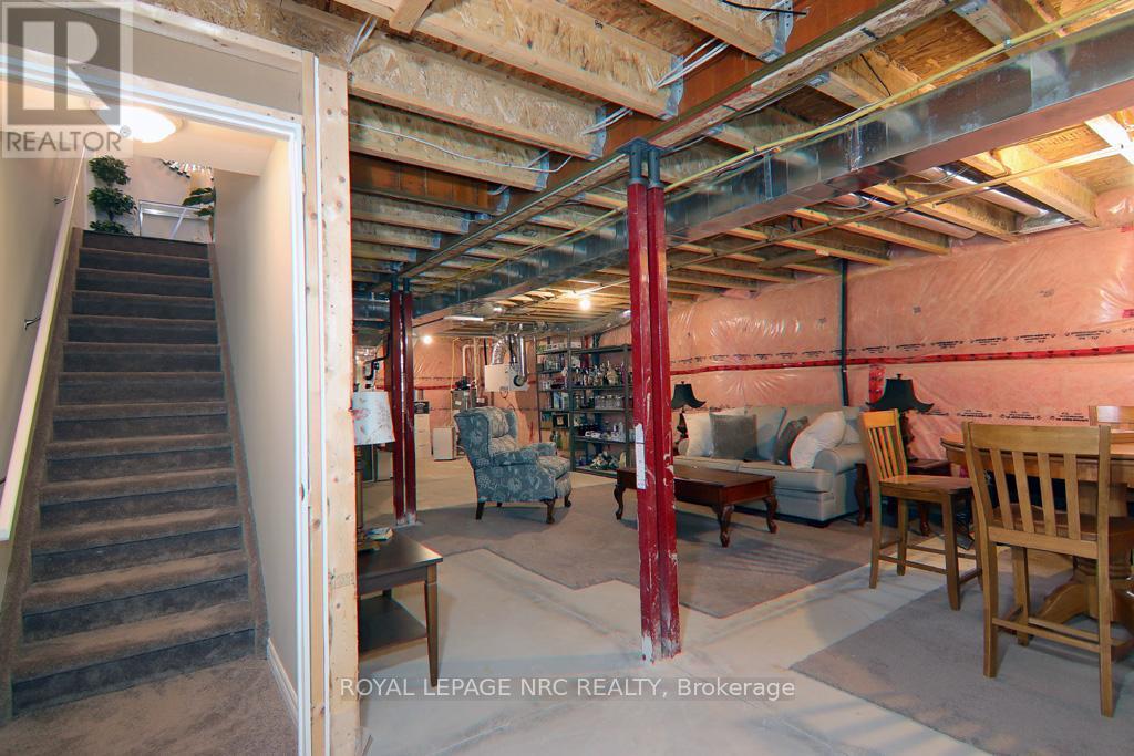 












3938 SUNSET LANE

,
Lincoln (Lincoln-Jordan/Vineland),




Ontario
L0R2C0

